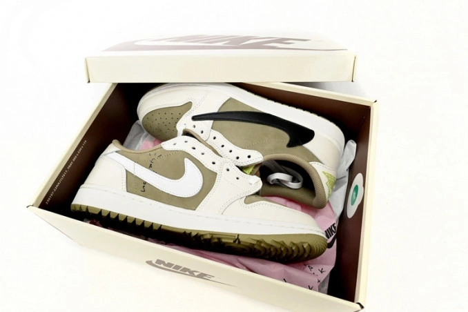 Boostmaster lin Travis FZ3124-200 Jordan 1 Low x Scott Golf Air 0717